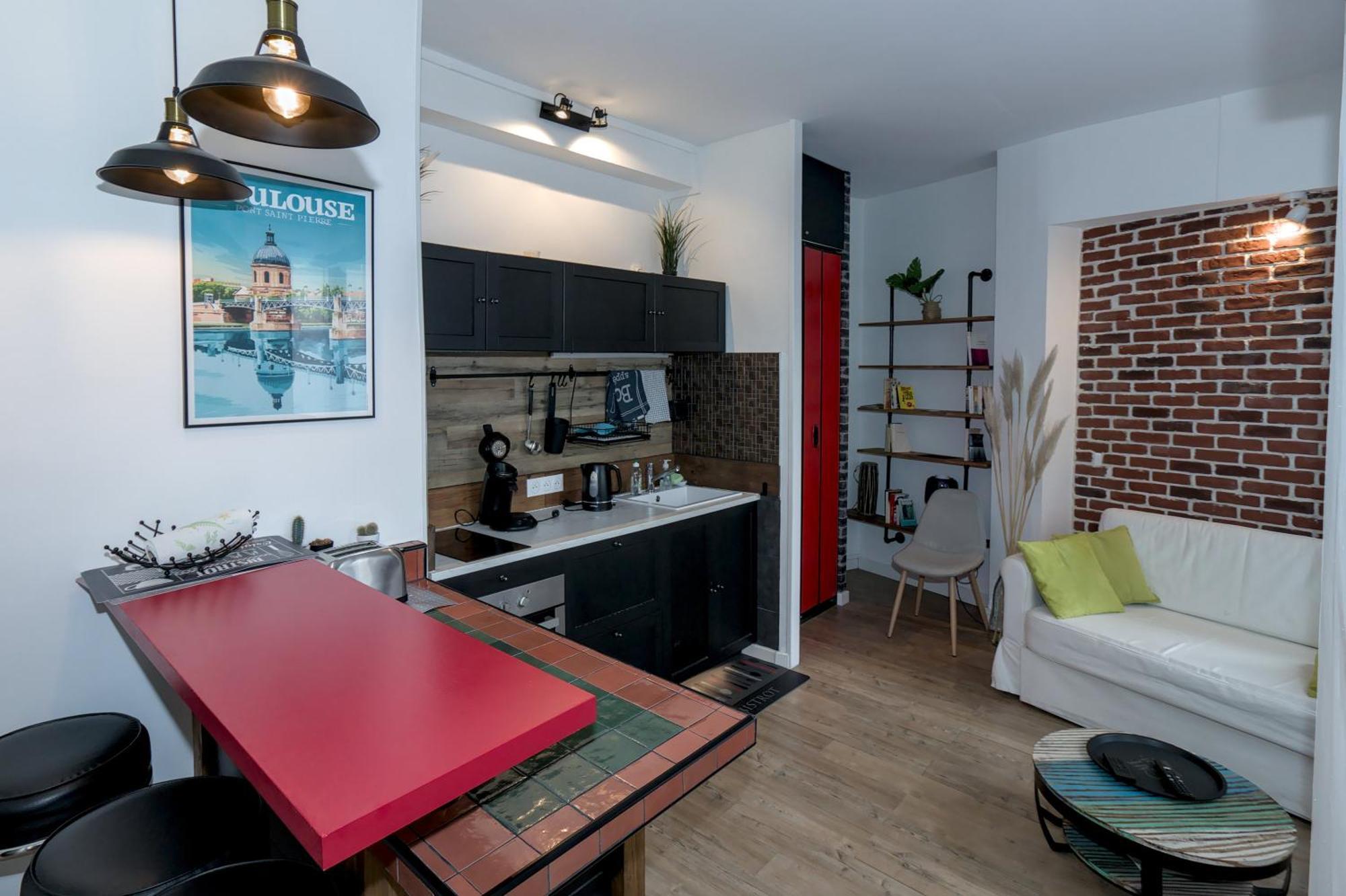 Le Nid D'Orient Entre Matabiau Et Capitole Parking Apartment Toulouse Exterior photo
